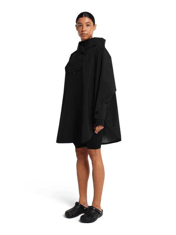 BERGEN PONCHO Black