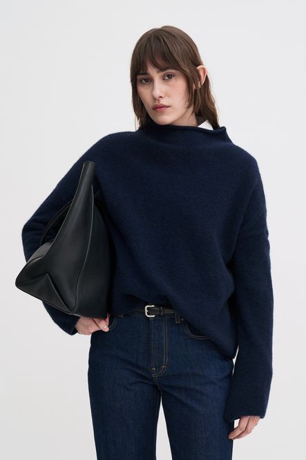 Hovedbilde MIKA YAK Funnelneck Navy 