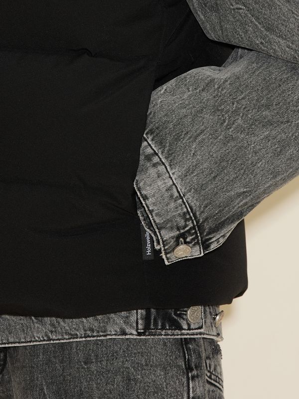 DAFF Down Vest Black