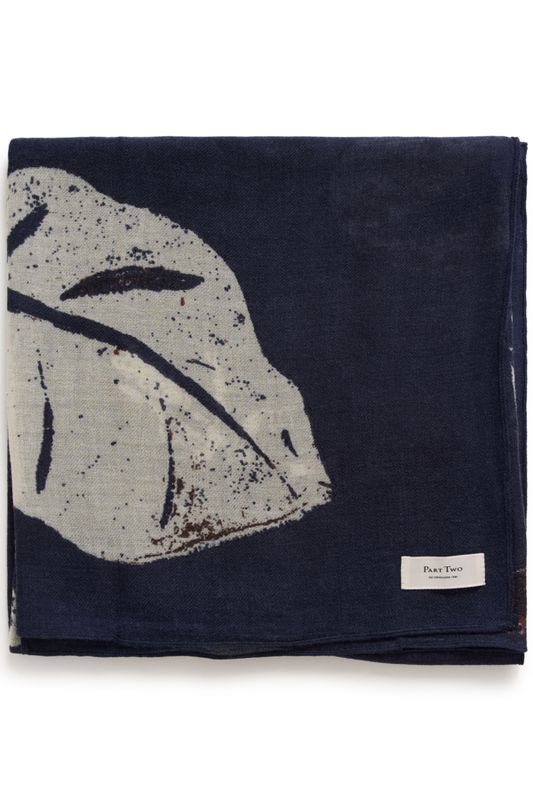 FelisiaPW Scarf Mole Leaf print