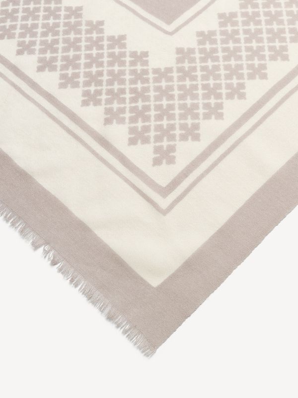 JULEE Wool Scarf Feather