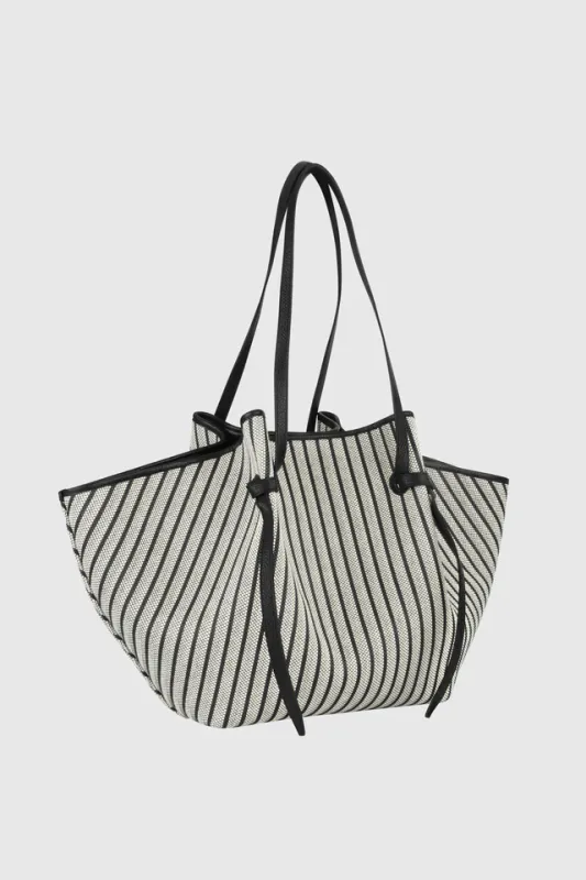 MOCHI XL Woven Canvas Striped