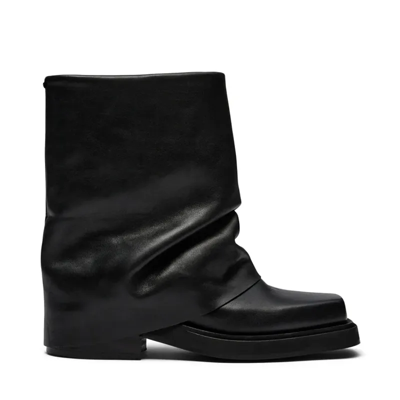 PAEdona Boot Black