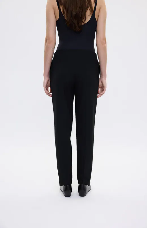 JULIA 285 Black