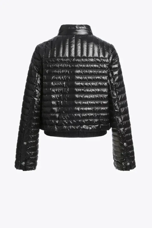 AKANE Short Hooded Puffer Black